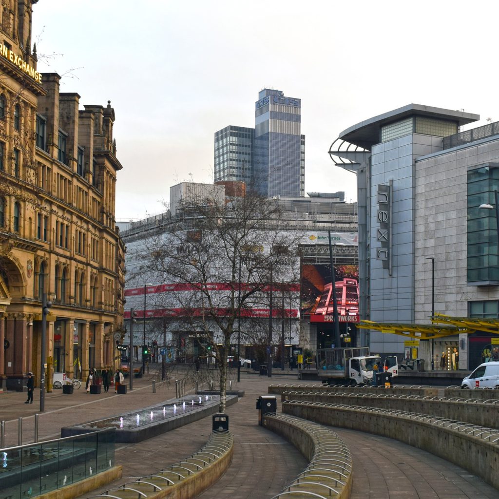 What are the main tourist attractions in Manchester ?